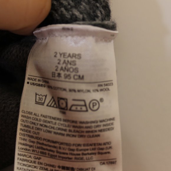 GAP Boys Grey Wool Blend Sweater Vest  2 - Picture 4 of 5